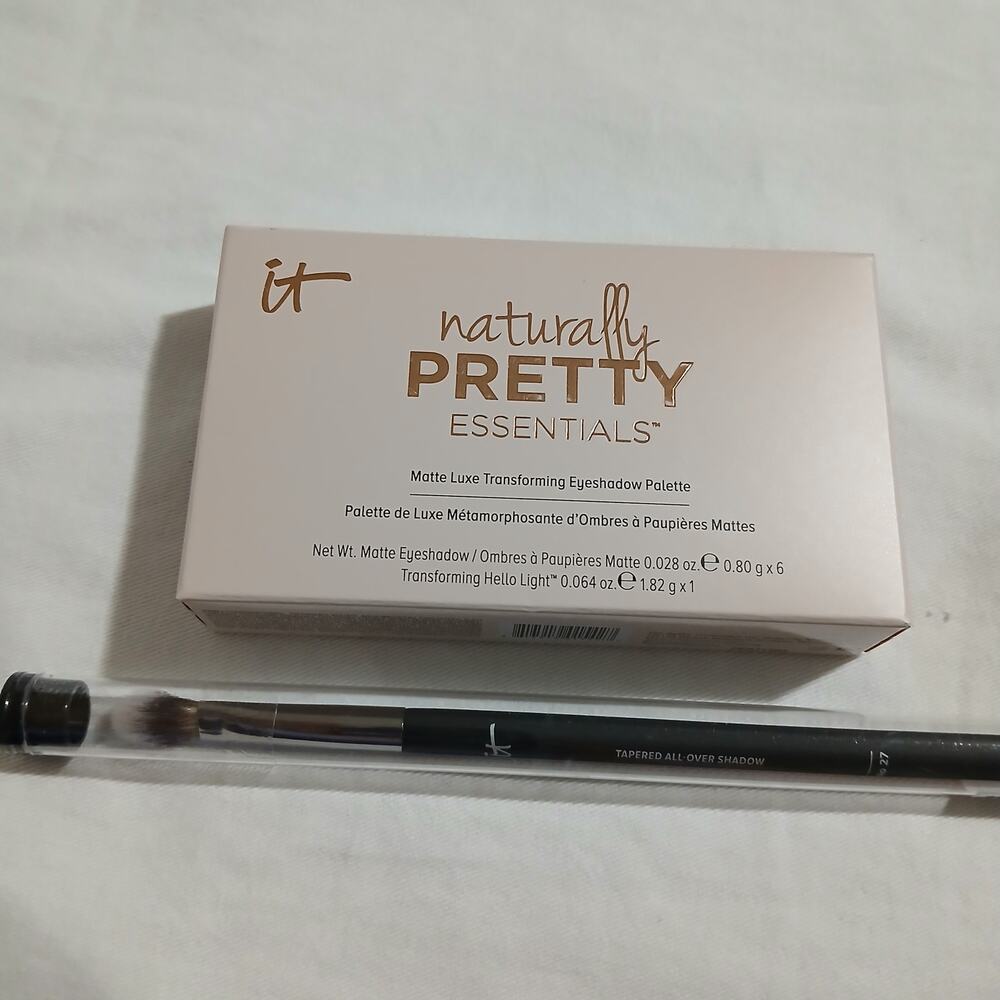 2 piece set IT Naturally Pretty Essentials Matt Eyeshadow Pallet +no.27 tapered